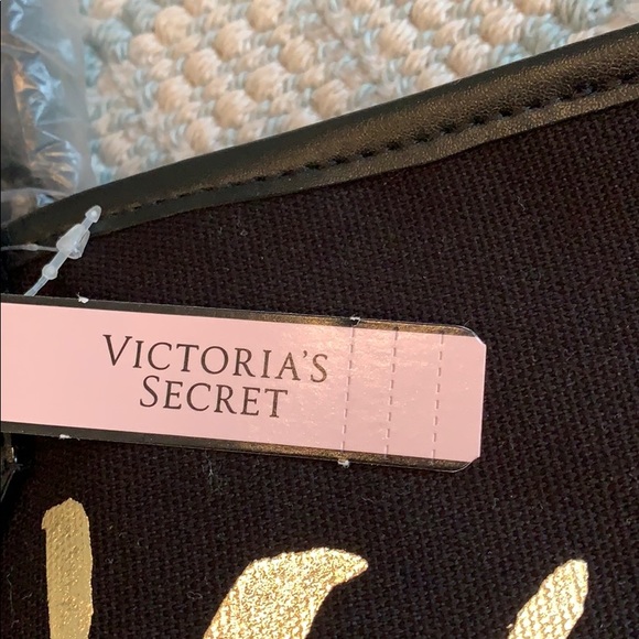 NWT Black Victoria’s Secret tote - Picture 3 of 4